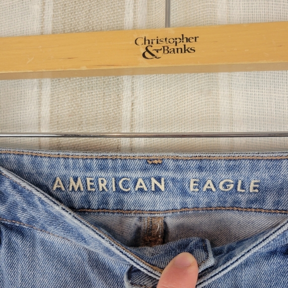 American Eagle High Rise Mom Jeans Blue Size 14 - Picture 6 of 11
